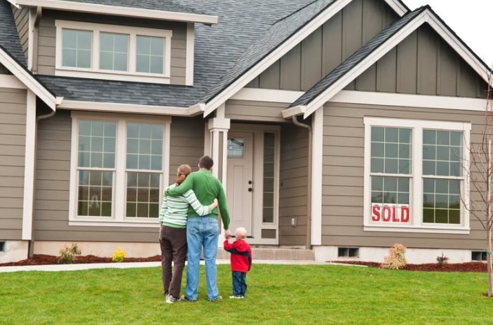 New home buyers in a small sub division